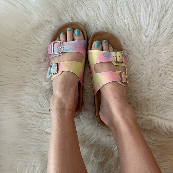 Tie Dye Footbed Sandals - Picture 12 of 16